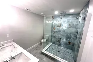 4607 W Ballast Point Blvd, Tampa, FL 33611 - Photo 21