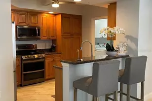 10 Papaya St, Clearwater, FL 33767 - Photo 9