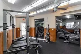 10215 Regal Dr, Largo, FL 33774 - Photo 15