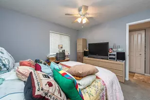 2679 Sabal Springs Cir, Clearwater, FL 33761 - Photo 19