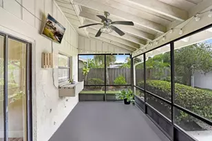 4412 Stonehenge Rd, Tampa, FL 33624 - Photo 27