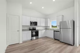 13295 Tula Loop, Astatula, FL 34705 - Photo 3