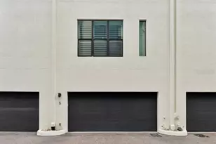 4810 W McElroy Ave, Tampa, FL 33611 - Photo 39