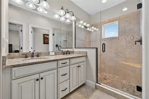 6080 Moorings Dr S, Saint Petersburg, FL 33712 - Photo 21