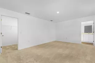 6945 Beckwith Ave, North Port, FL 34291 - Photo 11