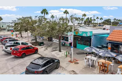 3125 Beach Boulevard S, Gulfport, FL 33707 - Photo 11