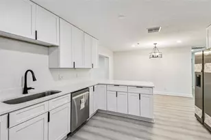 14810 N 30th St, Lutz, FL 33559 - Photo 11