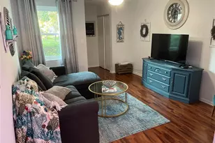 4304 La Riviera Ct, Tampa, FL 33611 - Photo 7