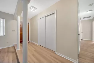 4429 Dolphin Drive, Tampa, FL 33617 - Photo 11