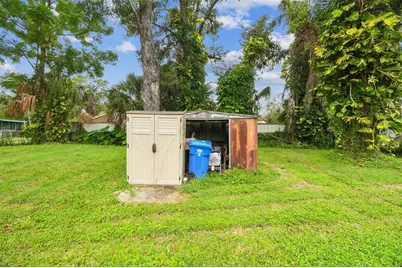 7512 Rhode Island Drive, Tampa, FL 33619 - Photo 13