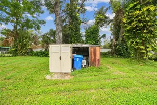 7512 Rhode Island Dr, Tampa, FL 33619 - Photo 13