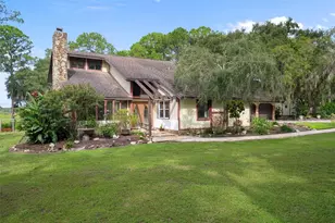 8605 Fussell Dr, Wesley Chapel, FL 33545 - Photo 13