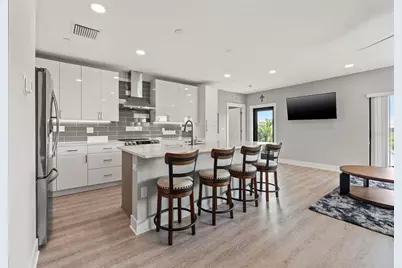 12400 Capri Circle N #A, Treasure Island, FL 33706 - Photo 3