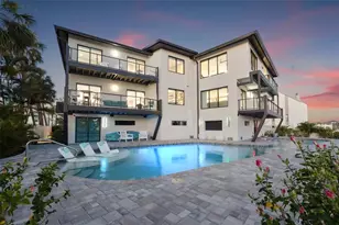 12400 Capri Cir N, Treasure Island, FL 33706 - Photo 23