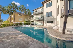12400 Capri Cir N, Treasure Island, FL 33706 - Photo 27