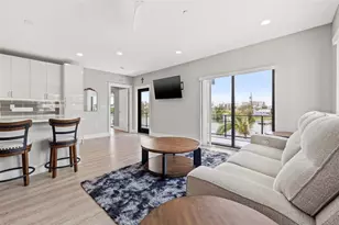 12400 Capri Cir N, Treasure Island, FL 33706 - Photo 9