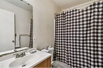 8205 N Semmes Street, Tampa, FL 33604 - Photo 11