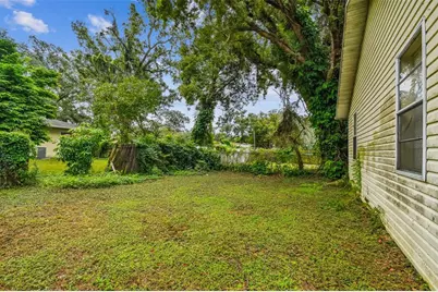 8205 N Semmes Street, Tampa, FL 33604 - Photo 5