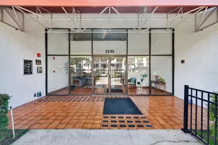 2595 Countryside Blvd, Clearwater, FL 33761 - Photo 1