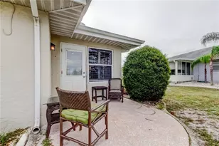 329 Club Mnr Dr, Sun City Center, FL 33573 - Photo 51