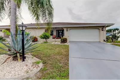 329 Club Manor Drive, Sun City Center, FL 33573 - Photo 57