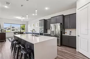 8743 Sanders Tree Loop, Wesley Chapel, FL 33545 - Photo 9