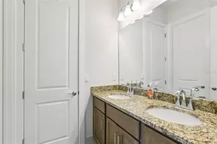 8743 Sanders Tree Loop, Wesley Chapel, FL 33545 - Photo 19