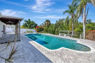 1113 45th Avenue NE, Saint Petersburg, FL 33703 - Photo 51