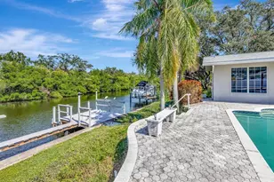 1113 45th Ave NE, Saint Petersburg, FL 33703 - Photo 53