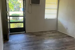 420 Newton Ave S, Saint Petersburg, FL 33701 - Photo 7