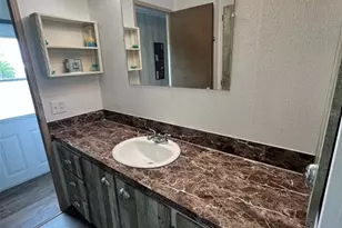 13225 101st St, Largo, FL 33773 - Photo 27