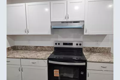 412 Bonnie Drive, Plant City, FL 33563 - Photo 11