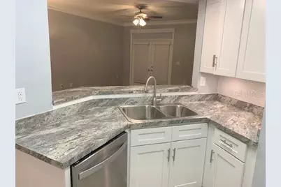 5110 Bay Club Circle #5110, Tampa, FL 33607 - Photo 7