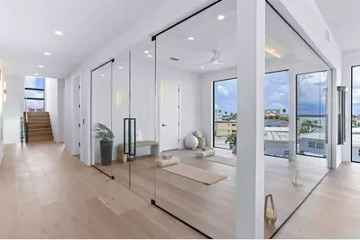 445 129th Avenue E, Madeira Beach, FL 33708 - Photo 31