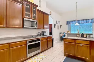 311 Golden Elm Dr, Seffner, FL 33584 - Photo 19