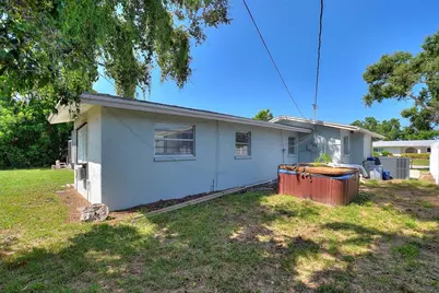 5529 Yorkshire Way, Sarasota, FL 34231 - Photo 17