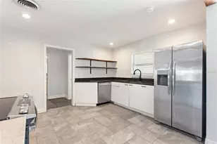 5529 Yorkshire Way, Sarasota, FL 34231 - Photo 29