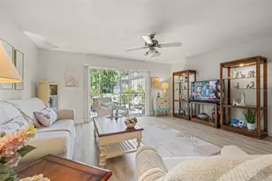 14044 Notreville Way, Tampa, FL 33624 - Photo 17