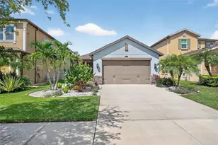 29241 Perilli Pl, Wesley Chapel, FL 33543 - Photo 5