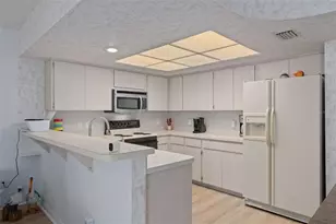 2231 Utopian Dr E, Clearwater, FL 33763 - Photo 7