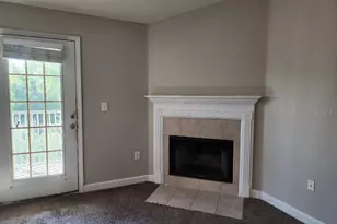 18271 Bridle Club Dr, Tampa, FL 33647 - Photo 5