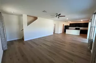 8212 Bilston Village Ln, Gibsonton, FL 33534 - Photo 17