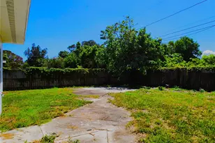 8562 94th Ave, Seminole, FL 33777 - Photo 43