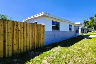 8562 94th Ave, Seminole, FL 33777 - Photo 9