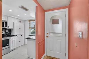 4301 Summersun Dr, New Port Richey, FL 34652 - Photo 7