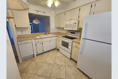 9033 Mission Oaks Boulevard, Seminole, FL 33776 - Photo 3