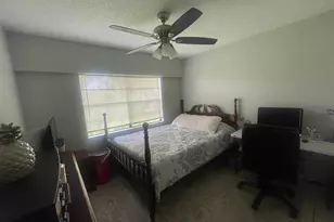 9209 Seminole Blvd, Seminole, FL 33772 - Photo 23