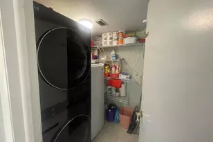 9209 Seminole Blvd, Seminole, FL 33772 - Photo 17