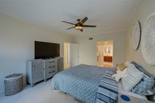 557 Pinellas Bayway S, Saint Petersburg, FL 33715 - Photo 13