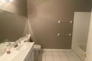 2469 Lake Woodberry Cir, Brandon, FL 33510 - Photo 7